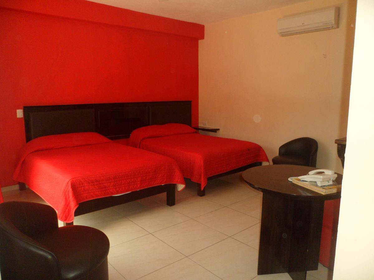 Hotel Rivera Inn Tamazunchale Екстер'єр фото